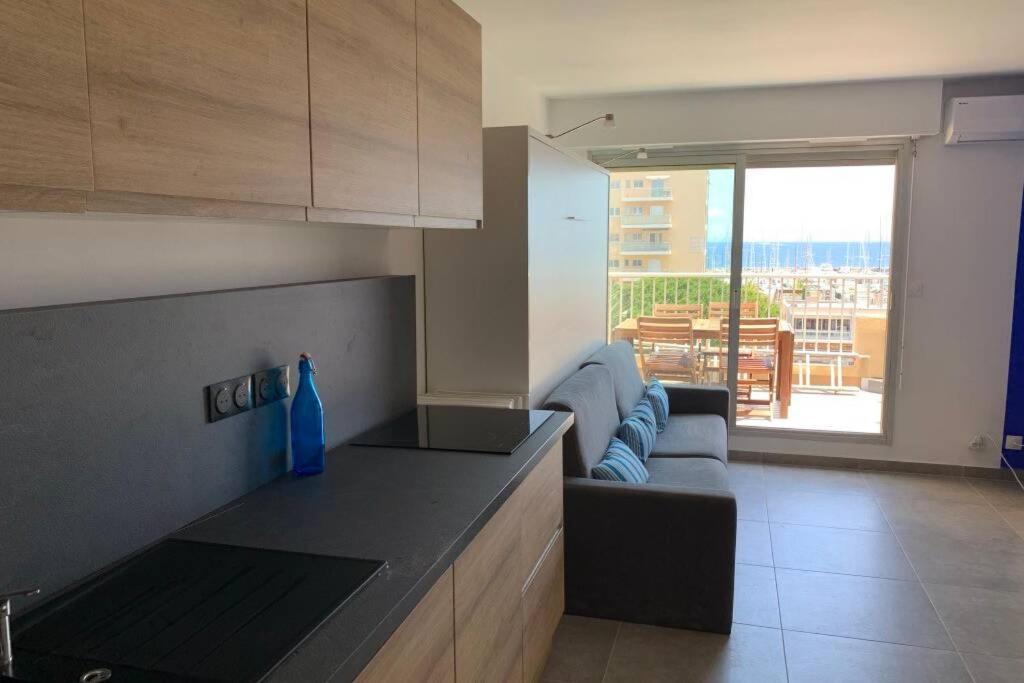 L'Effet Mer, Duplex Sur Le Port Avec Ses 2 Terrasses Vue Mer Hyères Extérieur photo