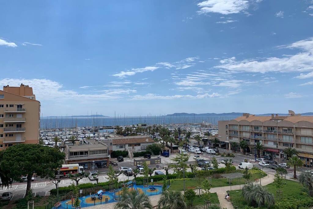 L'Effet Mer, Duplex Sur Le Port Avec Ses 2 Terrasses Vue Mer Hyères Extérieur photo