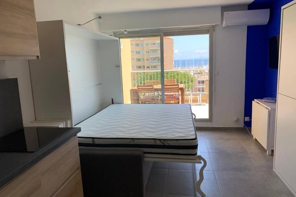 L'Effet Mer, Duplex Sur Le Port Avec Ses 2 Terrasses Vue Mer Hyères Extérieur photo